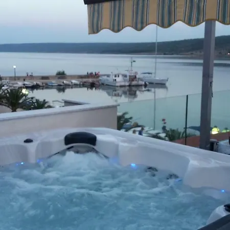 Luxury Apartment By The Sea With Private Whirlpool And Terrace 50M2 Posedarje Exterior foto