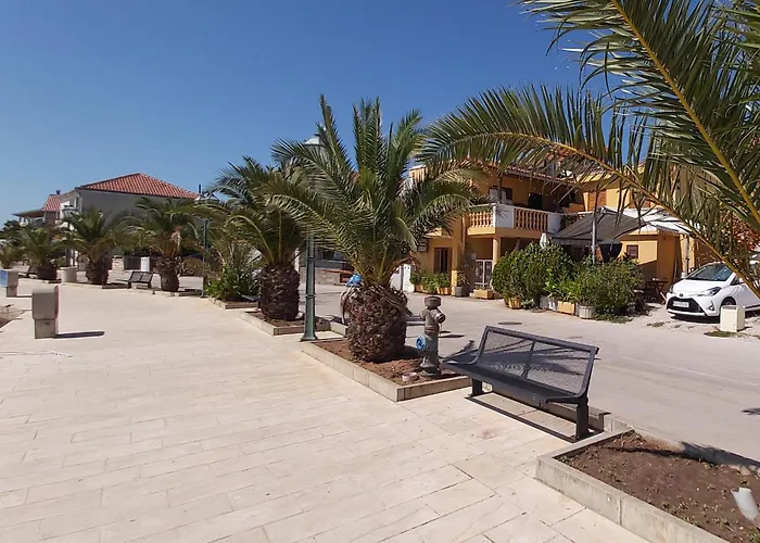 Luxury Apartment By The Sea With Private Whirlpool And Terrace 50M2