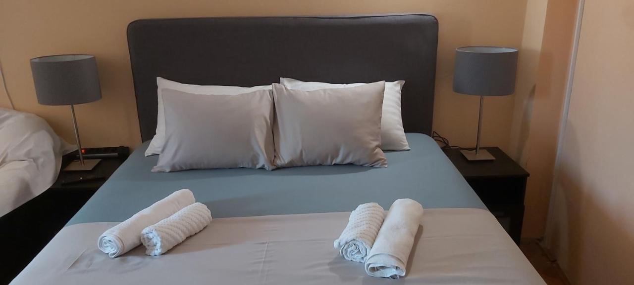 Luxury By The Sea With Private Whirlpool And Terrace 50m2 Apartment Posedarje