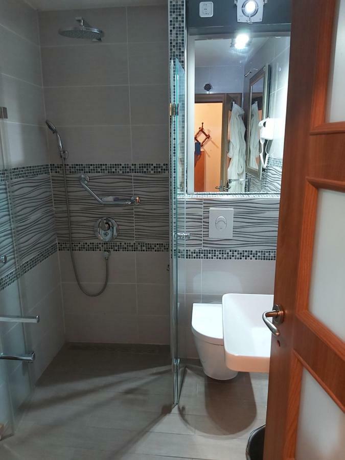 Luxury By The Sea With Private Whirlpool And Terrace 50m2 Apartment *