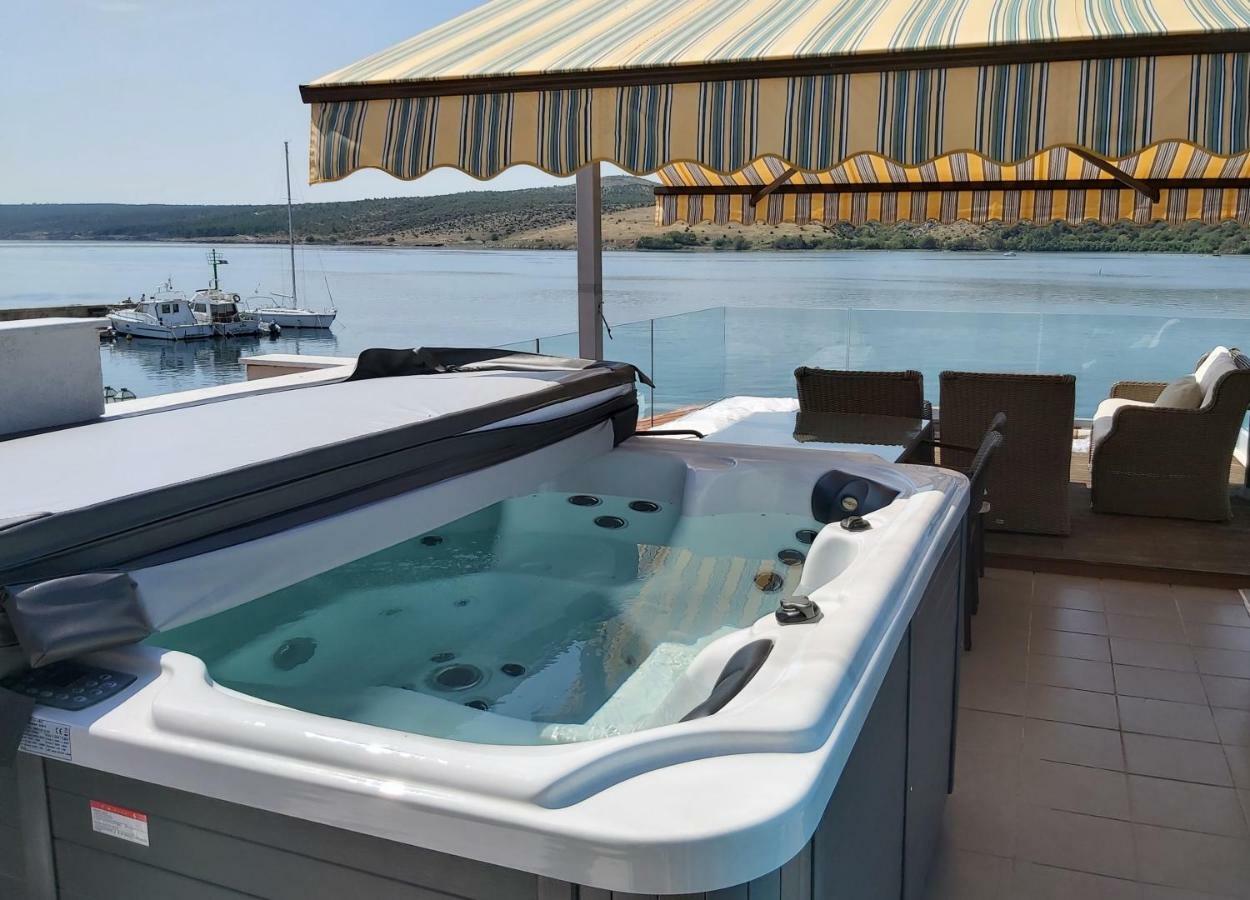 Apartment Luxury By The Sea With Private Whirlpool And Terrace 50m2 *